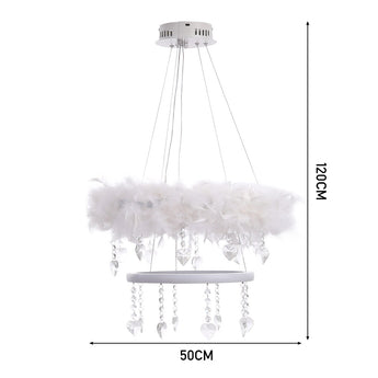 LED-Pendelleuchte, 120 cm hoch: weißer Feder-Look, Kristallanhänger, 50 cm Breite