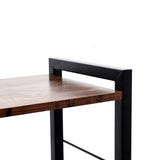 Holzregalplatte und schwarzer Metallrahmen vom 5-stufigen Bücherregal, Details oben