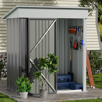 Metall-Gartenschrank mit abschließbarer Tür, geöffnet, Innenansicht
